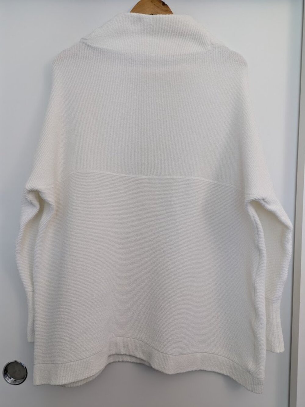 Free People White Cowl Neck Sweater Oversized Size S - Picture 8 of 10